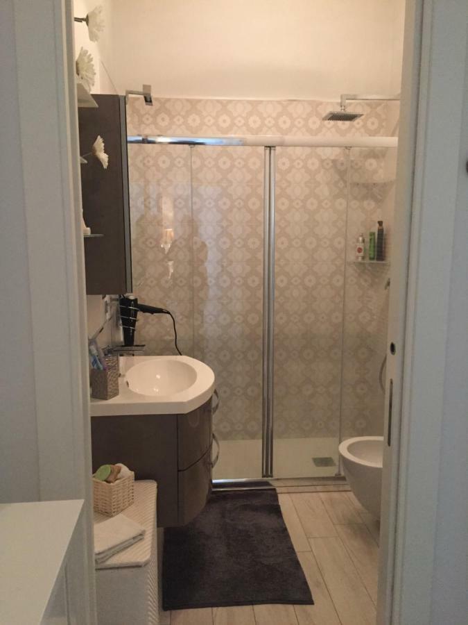 Medeum Apartment Modugno Bagian luar foto