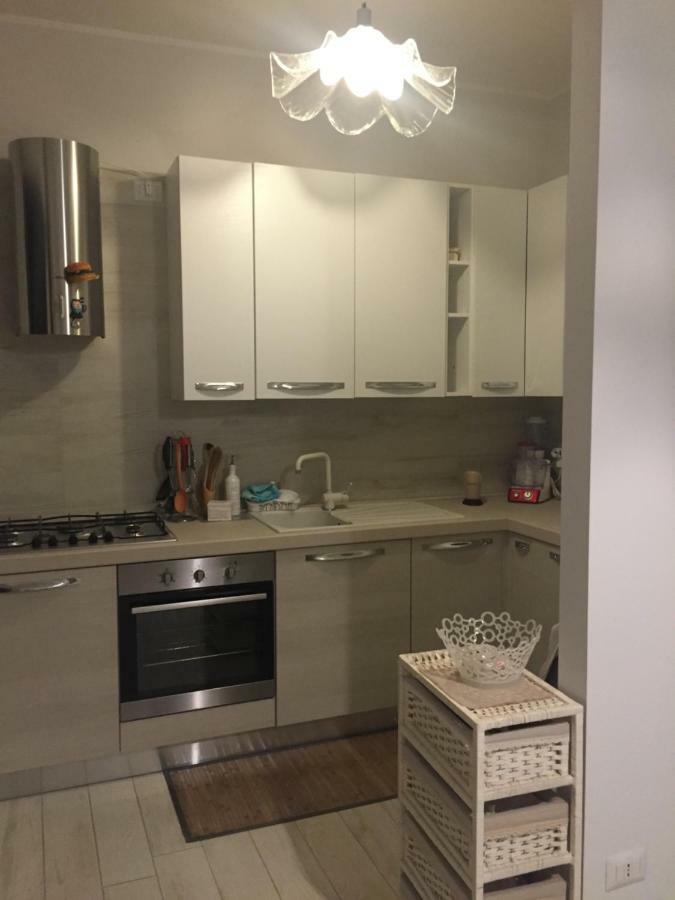 Medeum Apartment Modugno Bagian luar foto